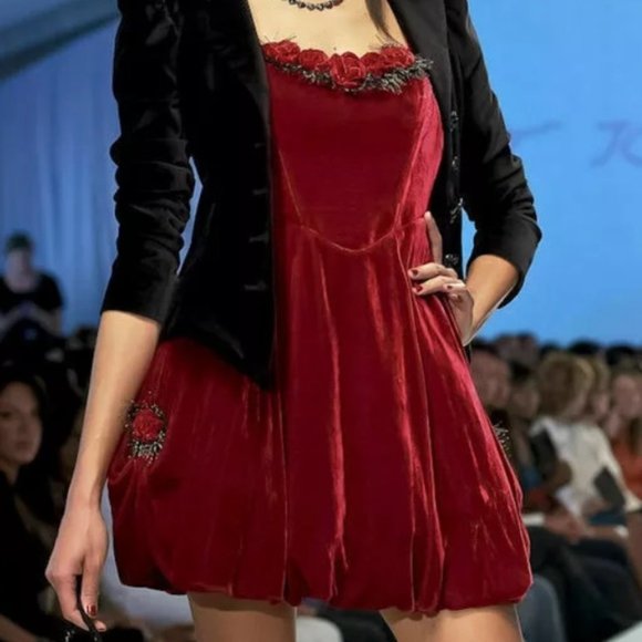 BETSEY JOHNSON VINTAGE Red Rose Velvet Bubble Dress Vintage Valentine's Day - Picture 1 of 4